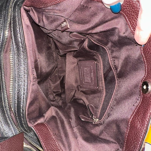 Coach purse - Picture 2 of 5